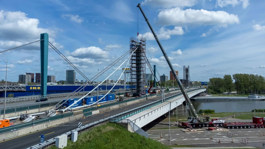 Cranes working on Galecopper Bridge