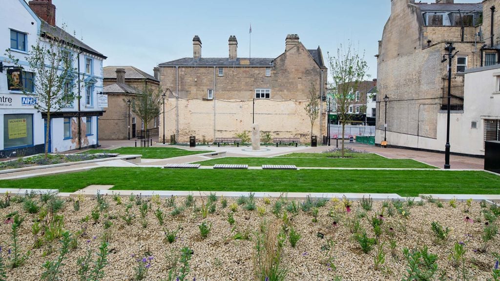 Mansfield sustainable urban drainage programme. © Giles Rocholl Photography