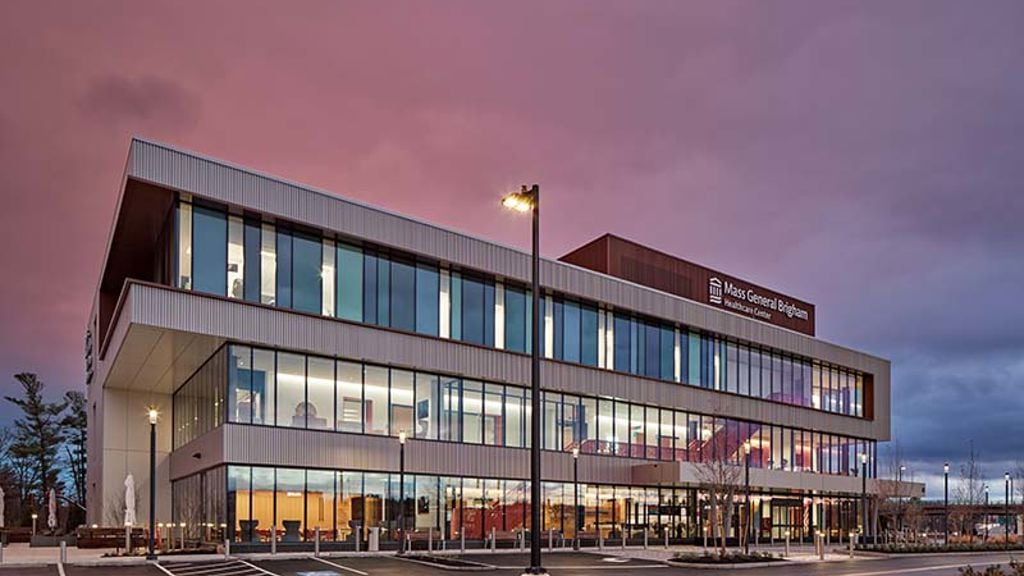 Front view of Mass General Brigham Integrated Care Center in Salem, New Hampshire