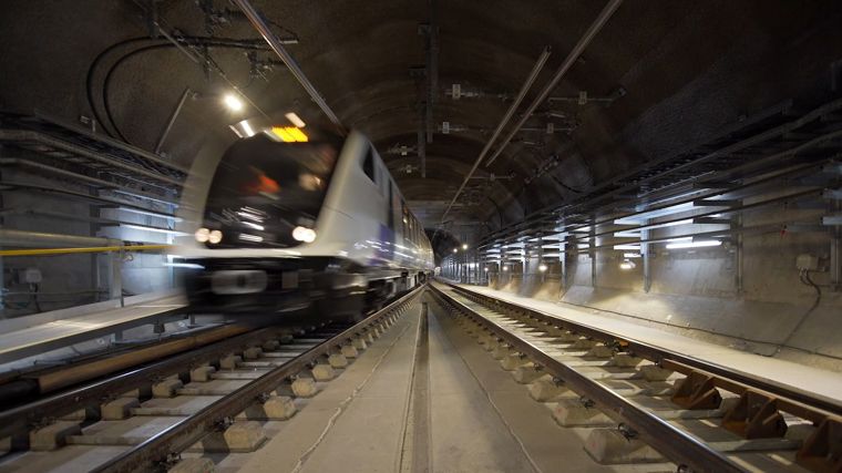 Elizabeth Line tunnels under central London